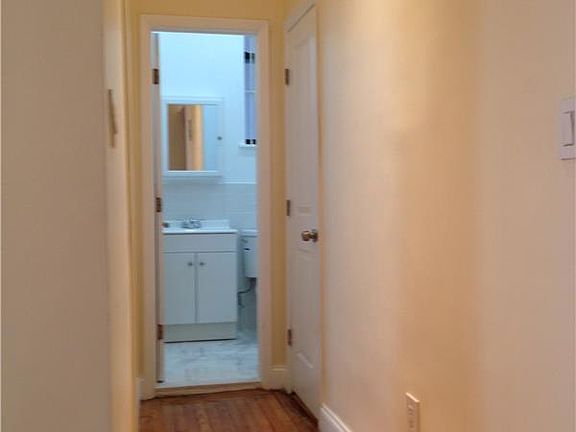 5th image of 370 Fort Washington Ave APT 101