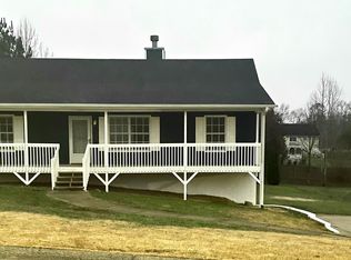 95 Faithful Dr, Temple, GA 30179