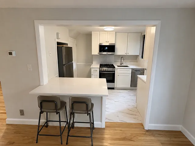 52 Grant Ave — Photo 18