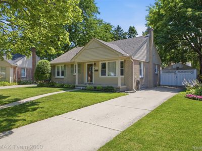 1953 Raymond Ave, Dearborn, MI, 48124