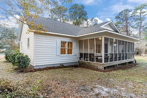 110 Carolina Ave Photo 1