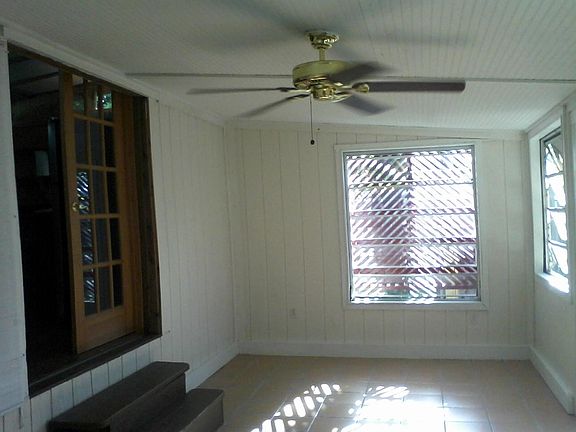 4th image of 28178 Julia Ave