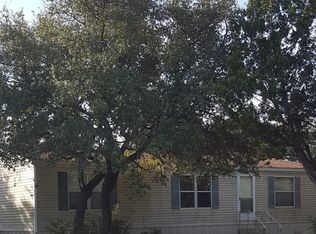 540 Doe Ln, Canyon Lake, TX 78133