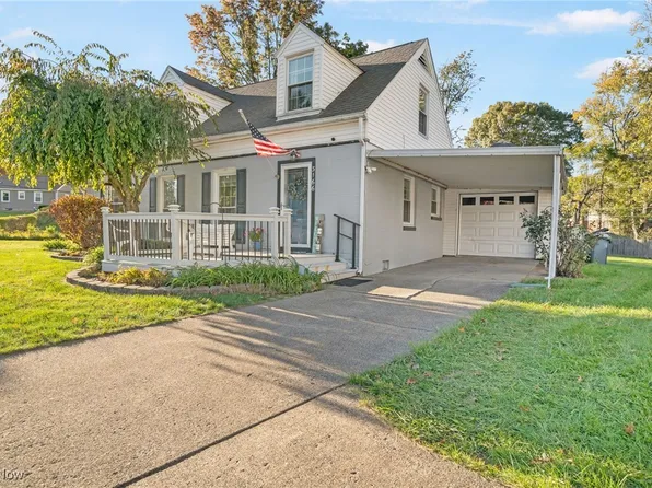 3166 Wildwood Cir SW, Massillon, OH 44646
