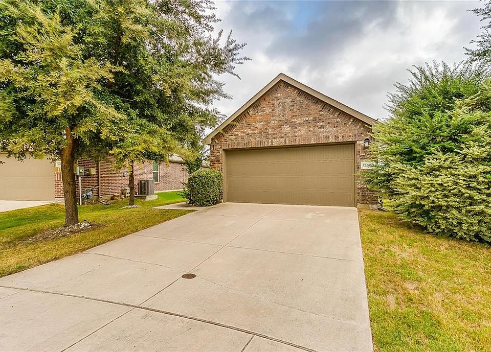 1st image of 12300 Walden Wood Dr