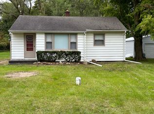 1988 Orchard Dr, Benton Harbor, MI 49022