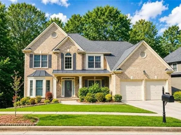 3792 Suwanee Mill Dr, Buford, GA 30518