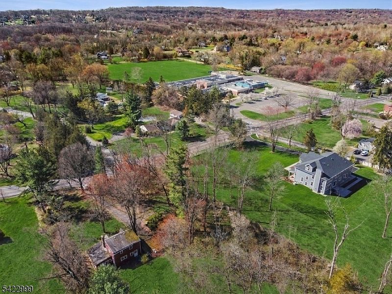 1st image of 55 Washington Valley Rd