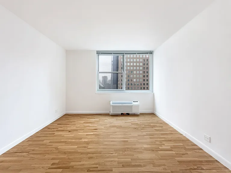 355 S End Ave #24-J — Photo 5