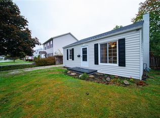 6215 Tall Oaks Dr, Mentor, OH 44060