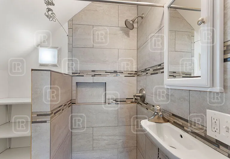 1414 N Adams St — Photo 19