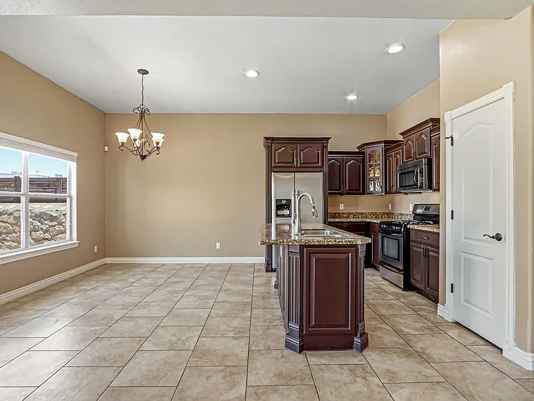 3727 Grand Bahamas Dr — Photo 11