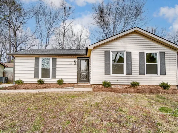 6017 Sunset Chase Ln, Charlotte, NC 28212