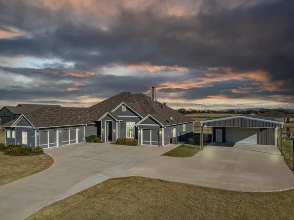 344 East St, Nevada, TX 75173