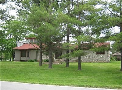 1st image of 7114 N Farm Road 105