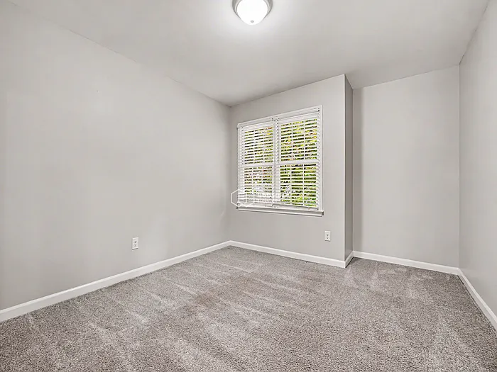 1209 Wynford Colony SW — Photo 12