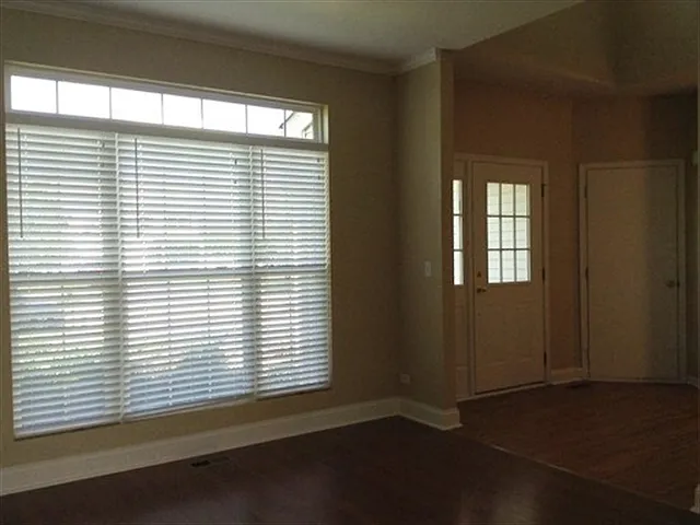 460 Butterfly Rd — Photo 4