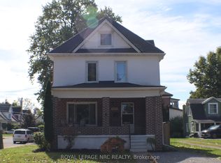 5020 McRae St, Niagara Falls, ON L2E 1P3