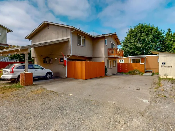 2146 Serenity Ln, Eureka, CA 95503