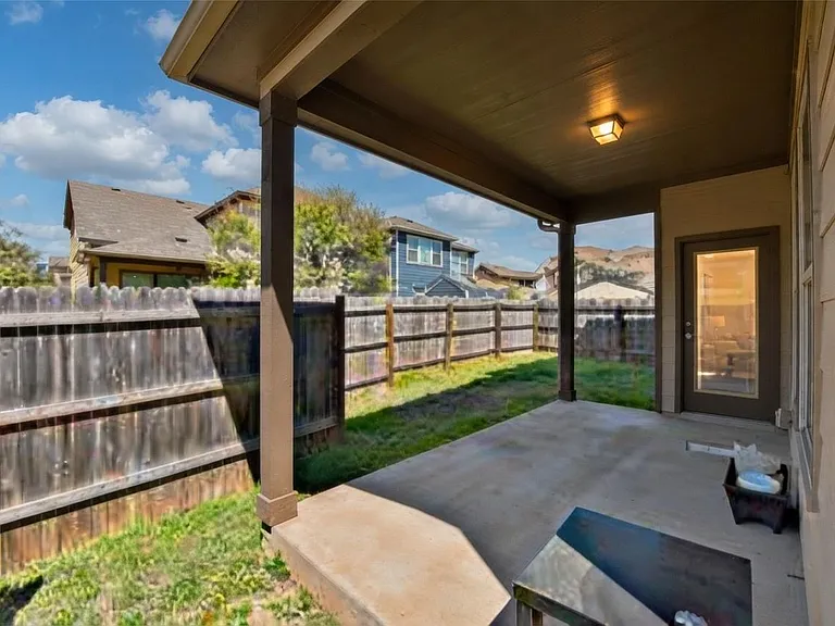 2304 Capra Ter — Photo 19