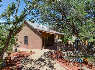 20 Old Rd S, Lamy, NM 87540