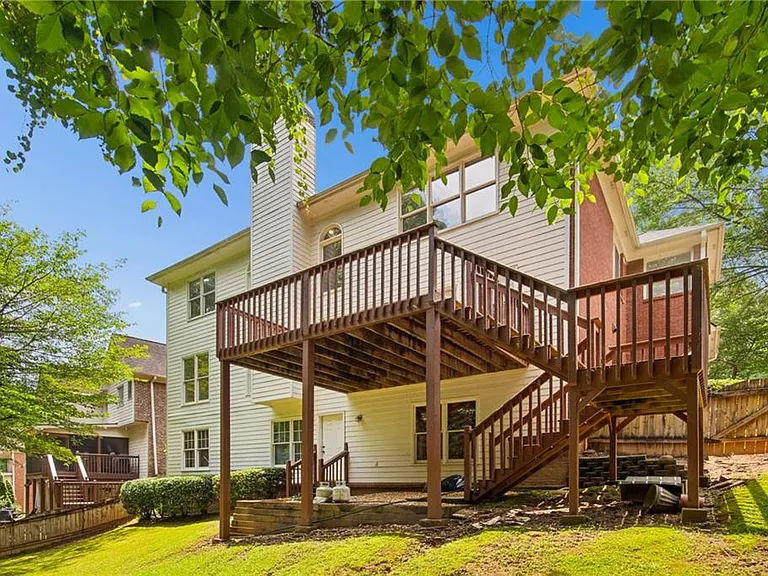 270 Edwardton Ct — Photo 36