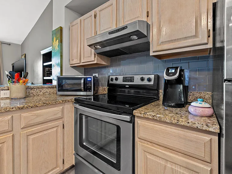 1039 Normandy Trace Rd — Photo 8