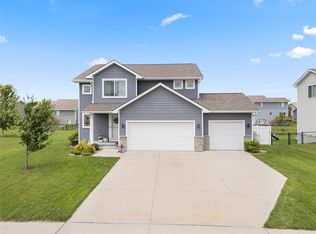 2718 NW 23rd St, Ankeny, IA 50023