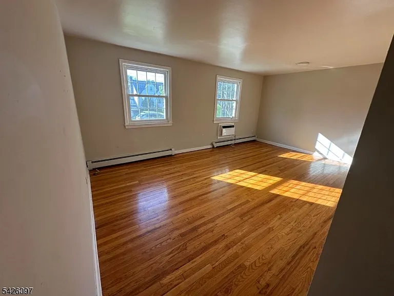 1 Bashford Ave #F-F1 — Photo 5