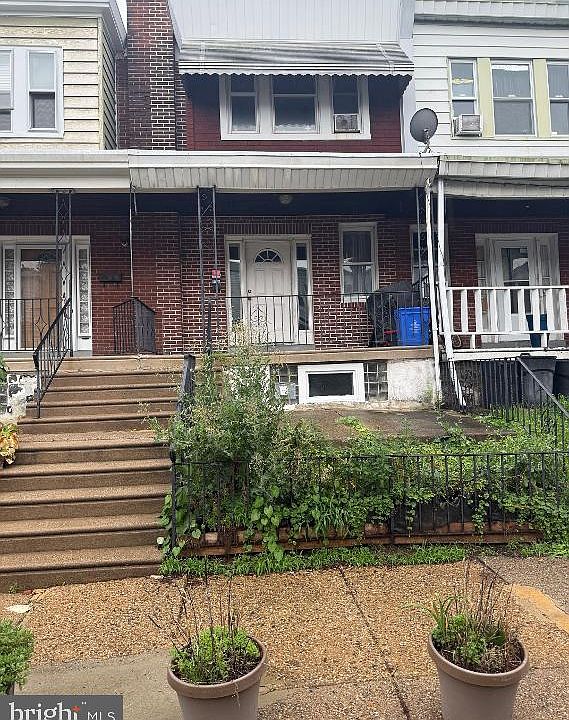 1st image of 5959 Elsinore St