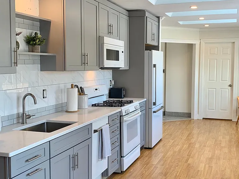 Kitchen area