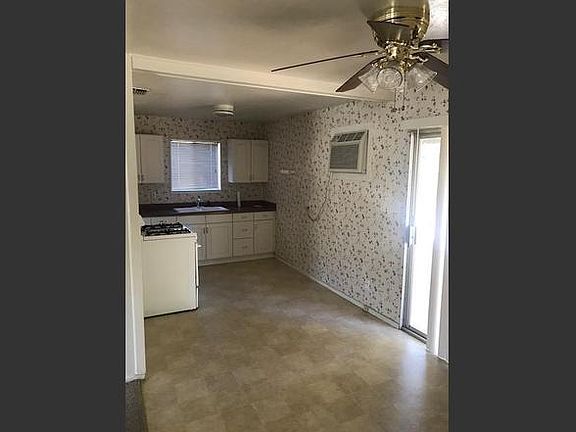 3rd image of 5861 65th St