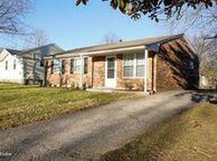 5212 Robinwood Rd, Louisville, KY 40218