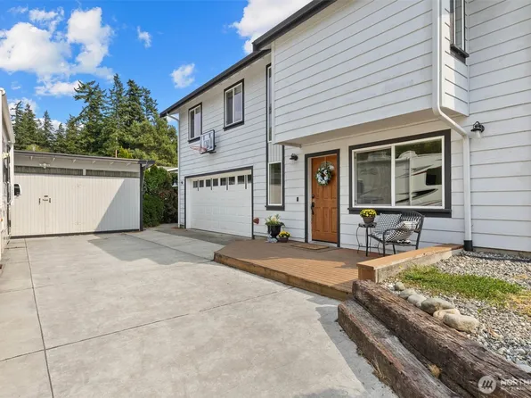 230 Heather Drive, Camano Island, WA 98282