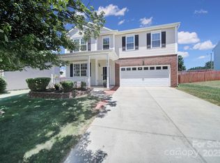 3015 Liddington Rd, Matthews, NC 28105