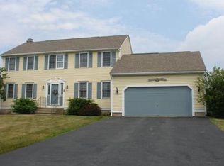 30 Broadmeadow Ln, Abington, MA 02351