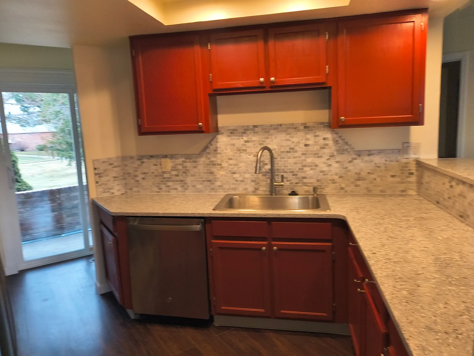 2 bed, 2.5 bath, 1888 sqft, $2,600 — Photo 4