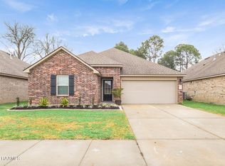 107 Northern Oak Dr, Lafayette, LA 70507