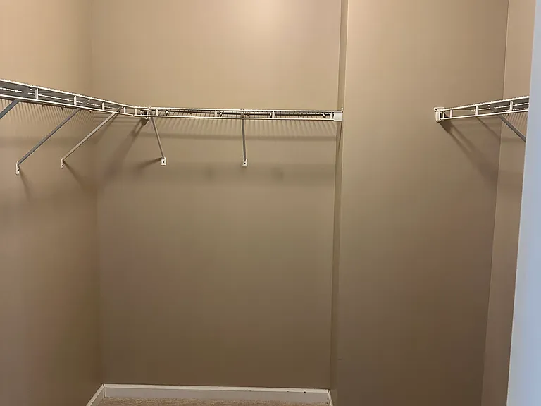 859 Beacon Ln — Photo 14