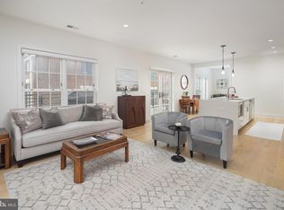 521 N Washington St UNIT 102, Alexandria, VA 22314