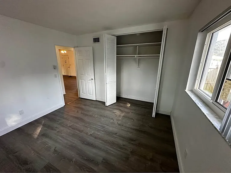 2042 Shadow Ln — Photo 1