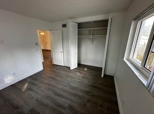 2042 Shadow Ln, Clearwater, FL 33763