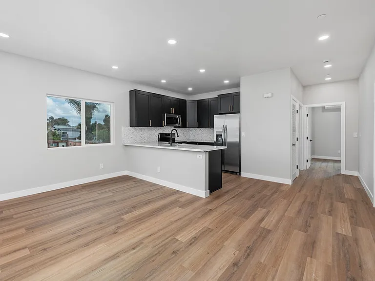 3365 A St #3 — Photo 1