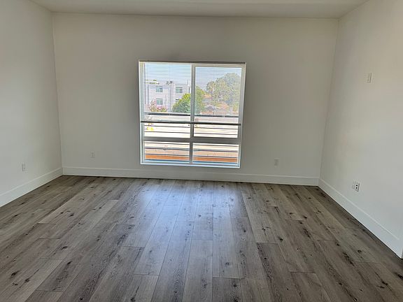 5th image of 5652 Klump Ave #5652
