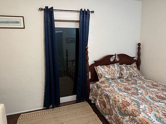 4th image of 6008 Arosa St