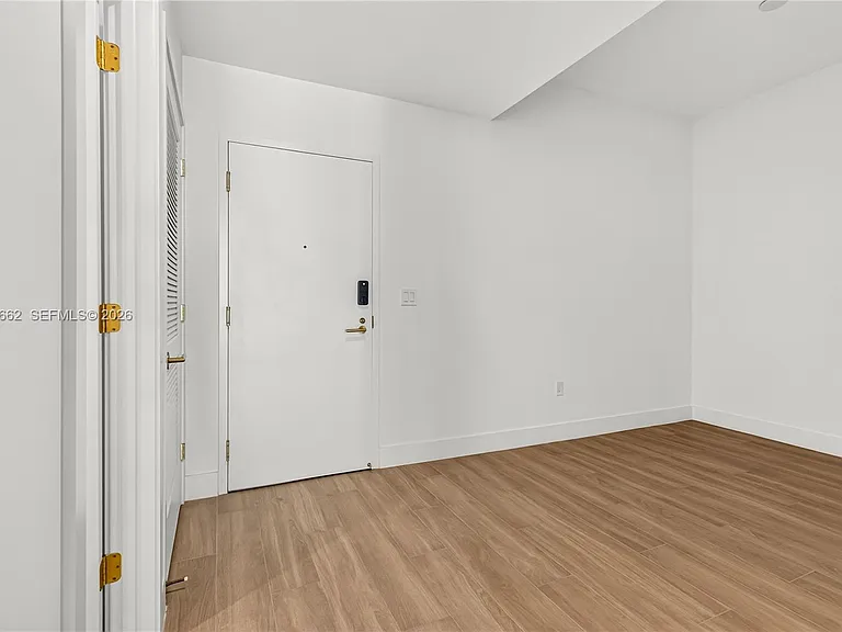 90 NE 32nd St #209 — Photo 13