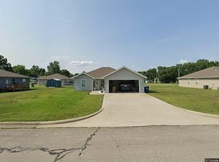 245 Pearl St, Lebanon, MO 65536