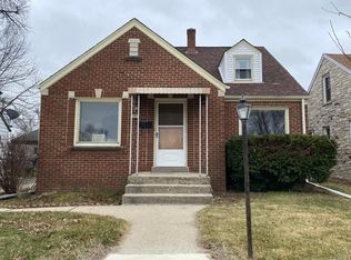 4627 W Morgan Ave, Greenfield, WI 53220