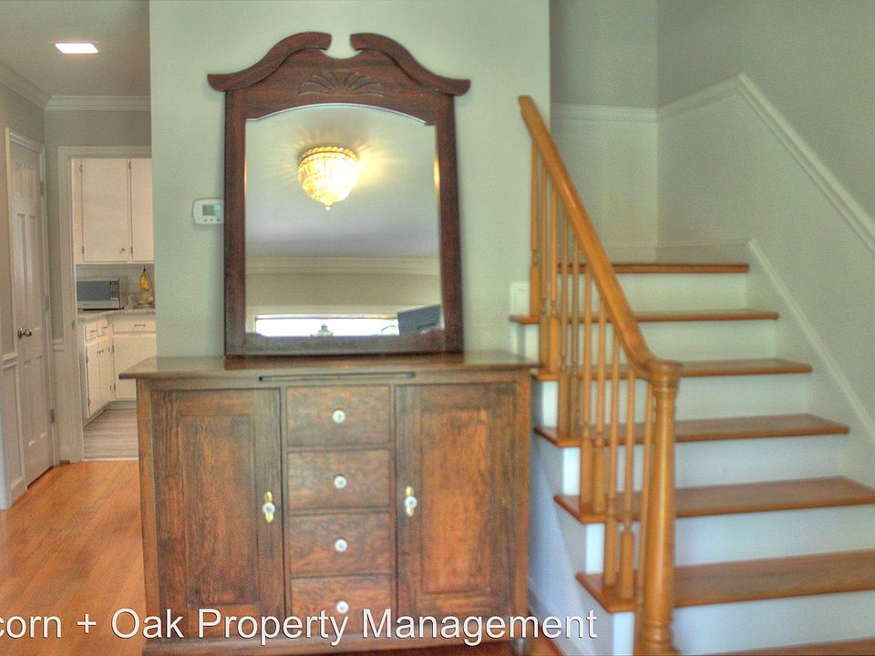 1st image of 216 Argonne Dr