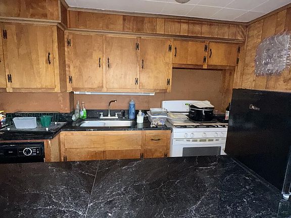 2nd image of 26254 Baylys Neck Rd